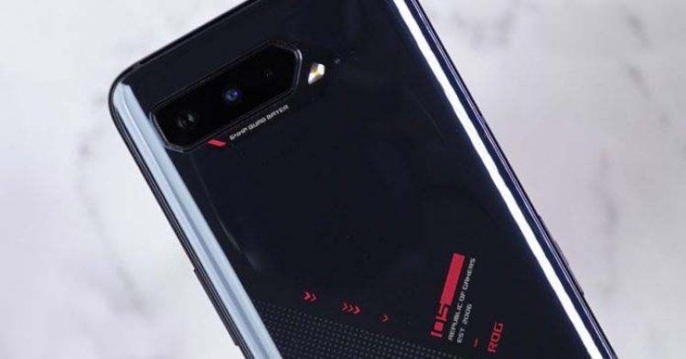 ASUS ROG Phone 6 Ultimate with 18GB RAM Spotted on Geekbench Ahead of July 5 Launch